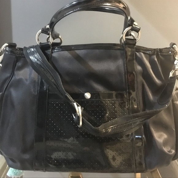 Cole Haan g series diaper bag/tote - Picture 2 of 8